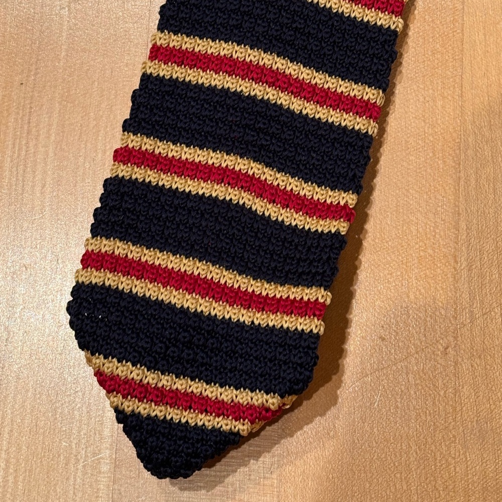 OTAA Australia Men’s striped Knit Necktie